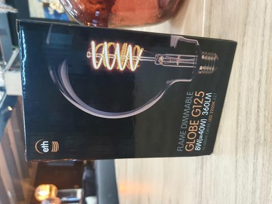 ETH Globe 125mm Filament spiraal LED 4w E27 240v 2200k dimbaar Titanium/smoke glas